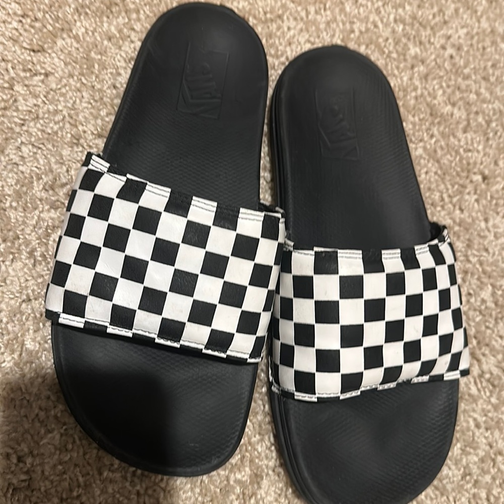 Vans checkerboard slides